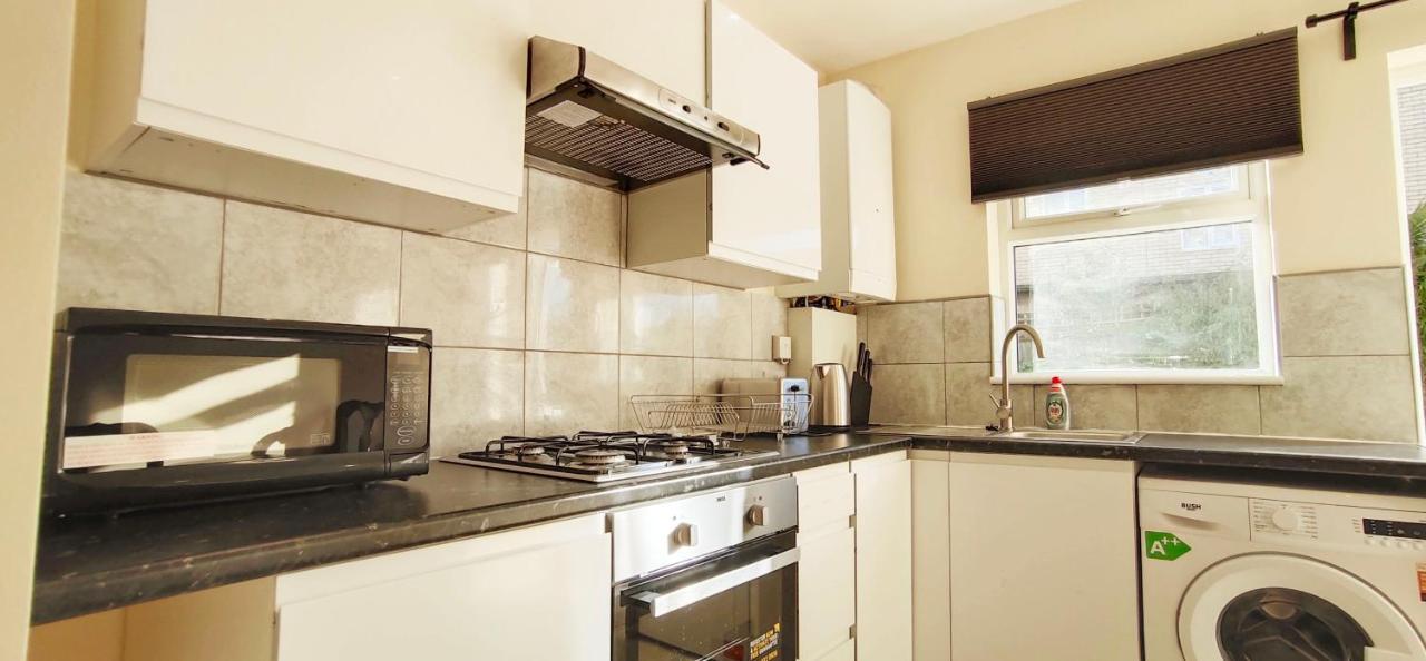 Apple Garden A-2 Apartman London Kültér fotó